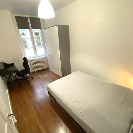 Floydroom'S Pau Chambre Hotes Dans Appartement Partage Proche Chateau Екстер'єр фото